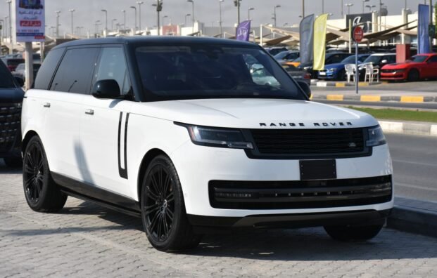 LAND ROVER RANGE ROVER SE 2023