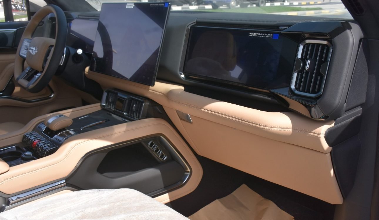 BYD LEOPARD 8