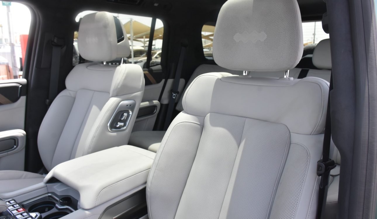 BYD LEOPARD 8