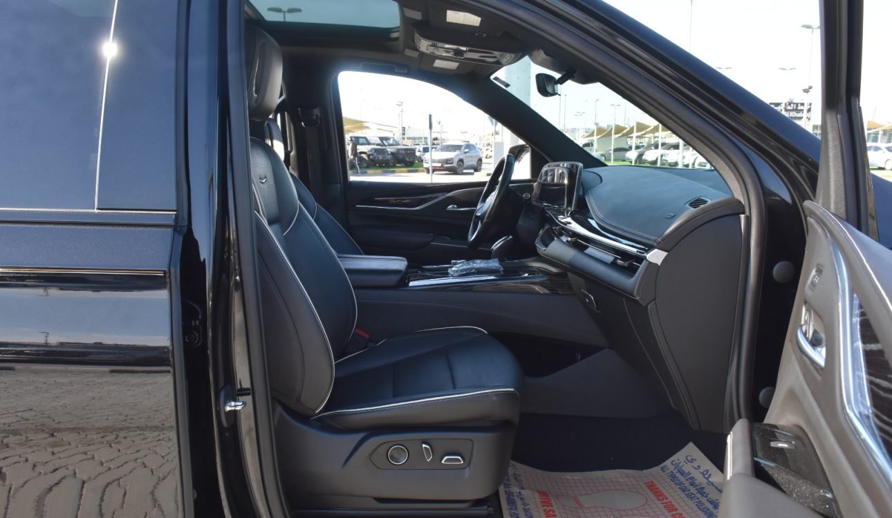 CADILLAC ESCALADE LUXURY 2023
