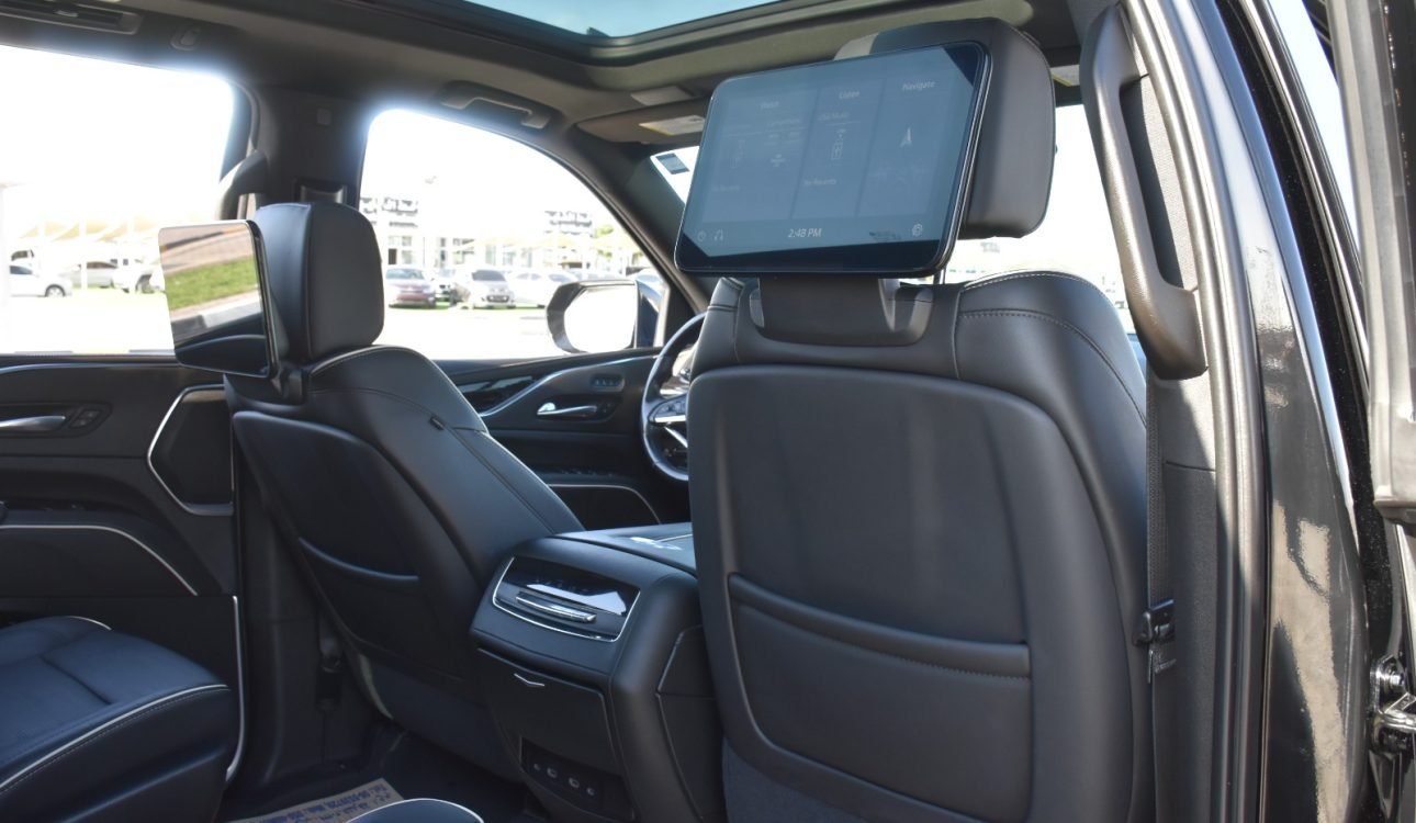 CADILLAC ESCALADE LUXURY 2023