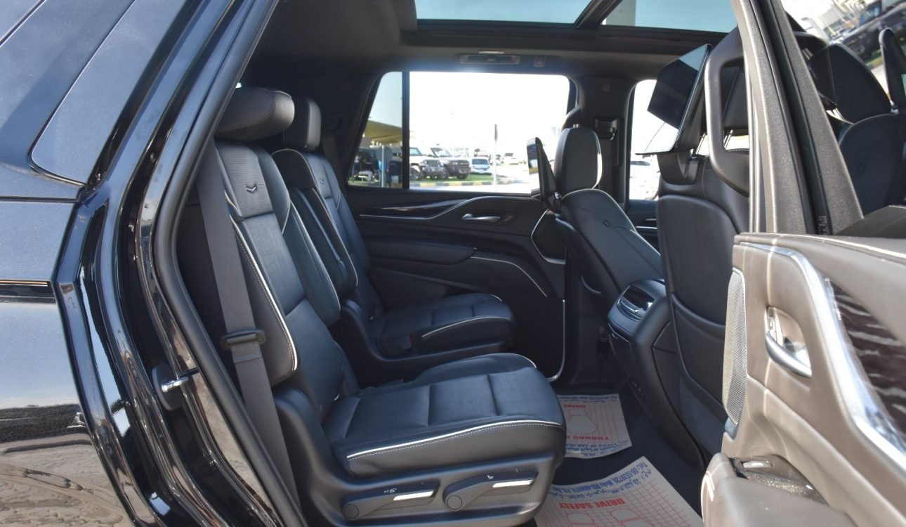CADILLAC ESCALADE LUXURY 2023