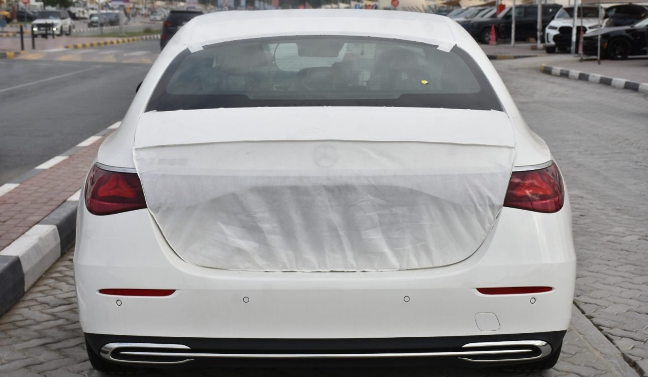 MERCEDES BENZ E300 AMG 2026