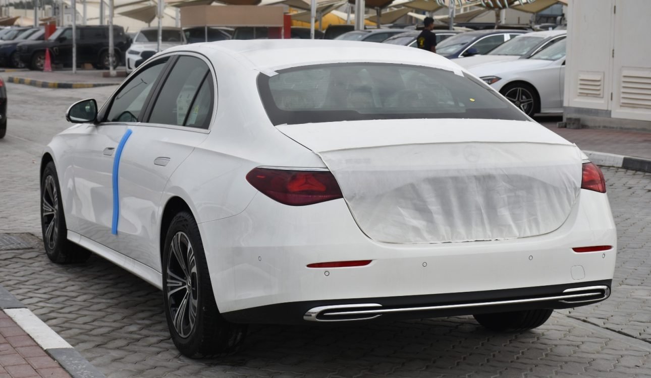 MERCEDES BENZ E300 AMG 2026