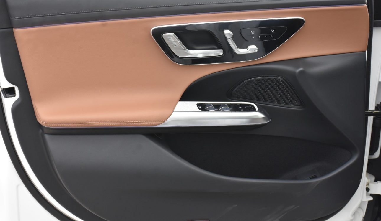 MERCEDES BENZ E300 AMG 2026