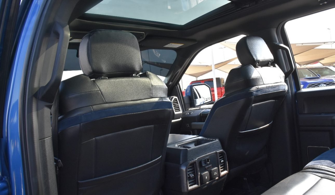 FORD F150 RAPTOR