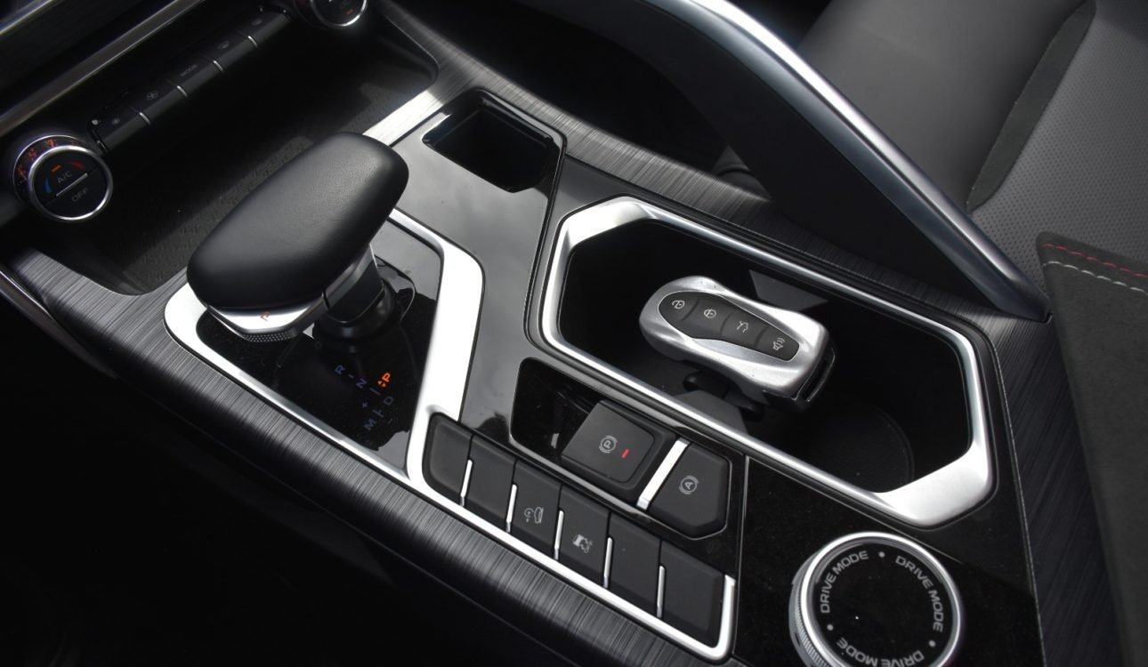 GEELY TUGELLA