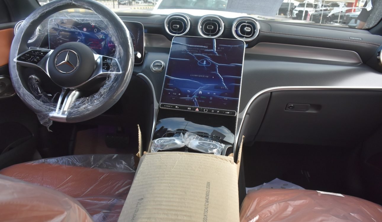 MERCEDES BENZ GLC300 COUPE 2026