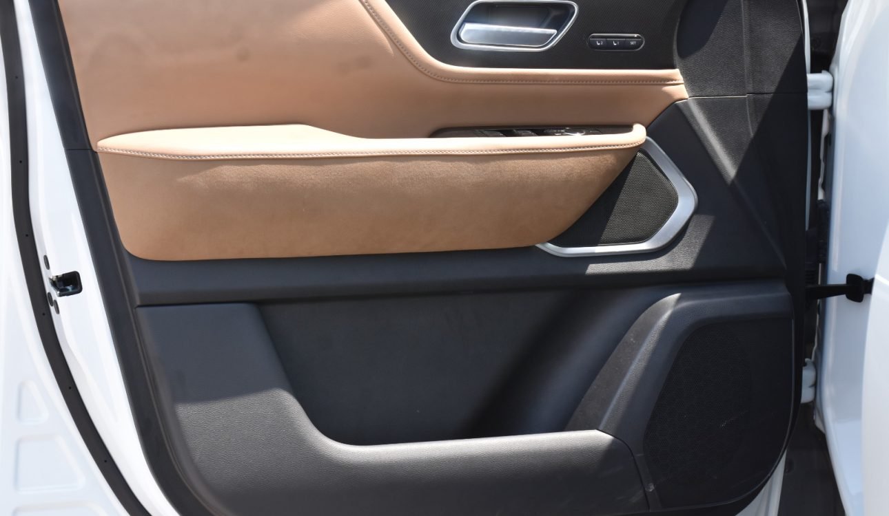 INFINITI QX80