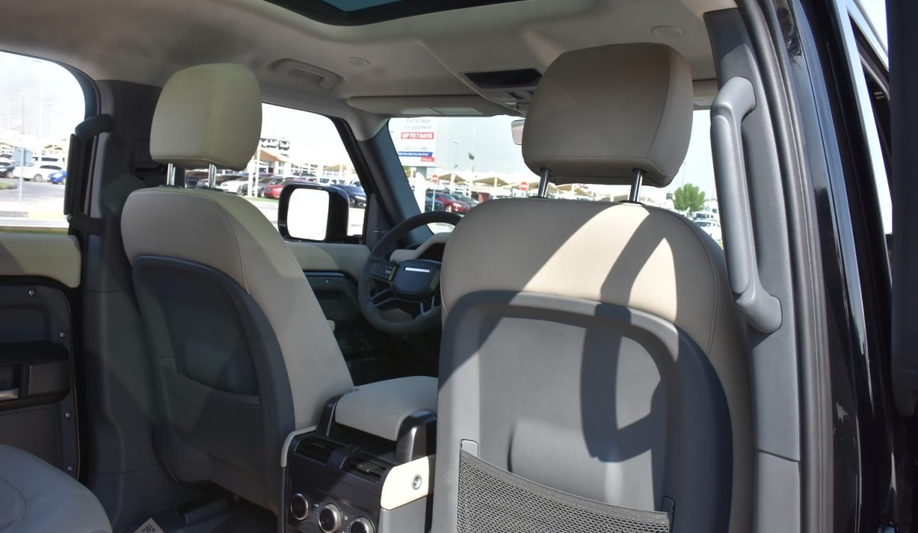 LAND ROVER DEFENDER 2024