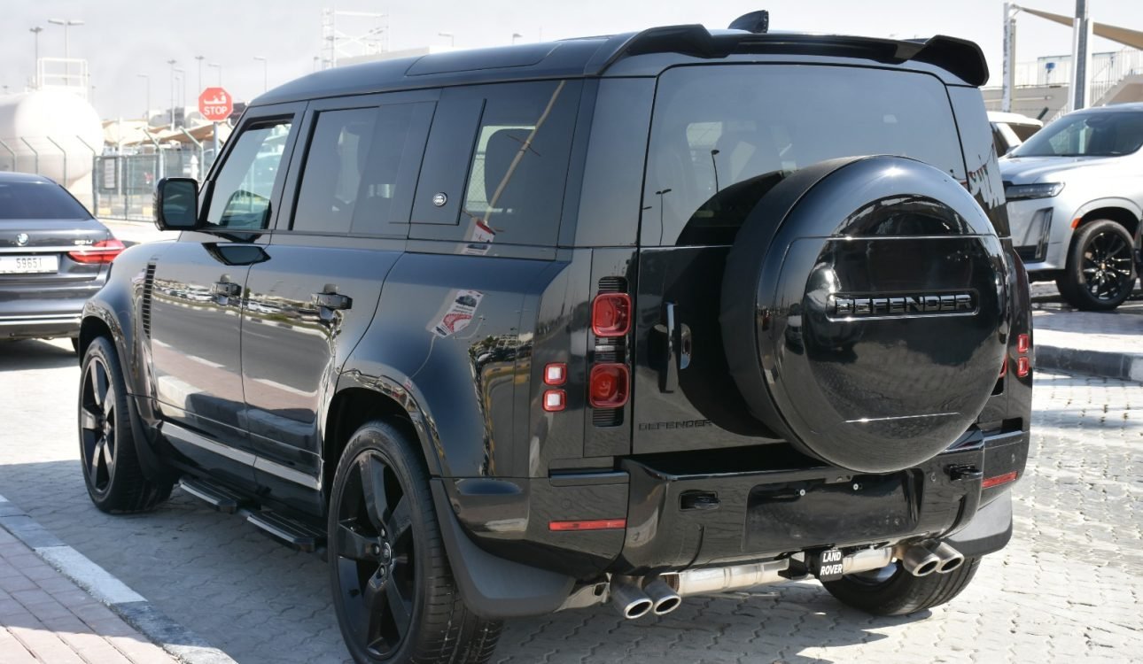 LAND ROVER DEFENDER 2024