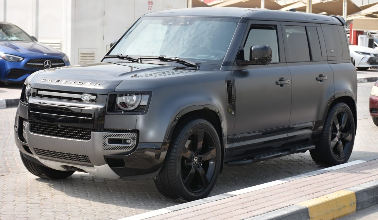 LAND ROVER DEFENDER