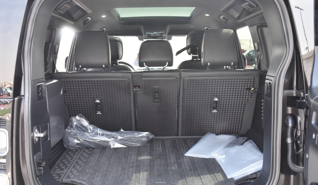 LAND ROVER DEFENDER