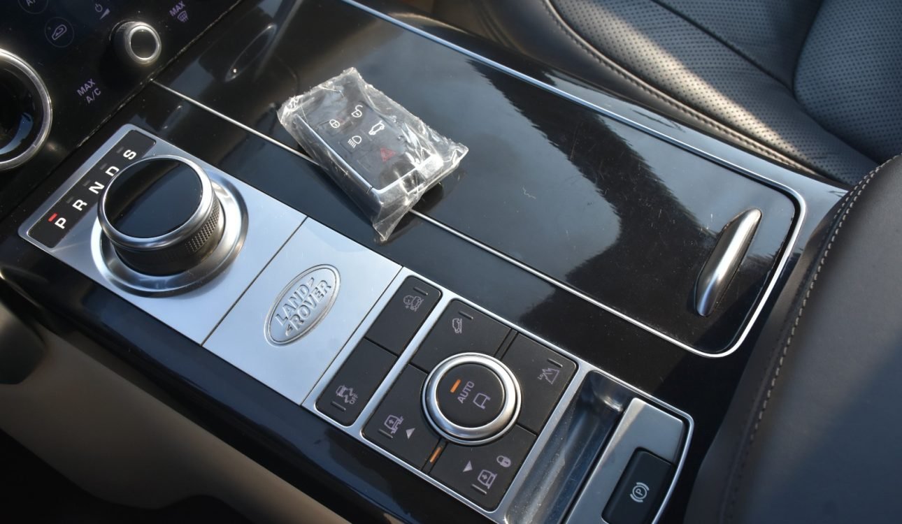 LAND ROVER RANGE ROVER HSE LWB