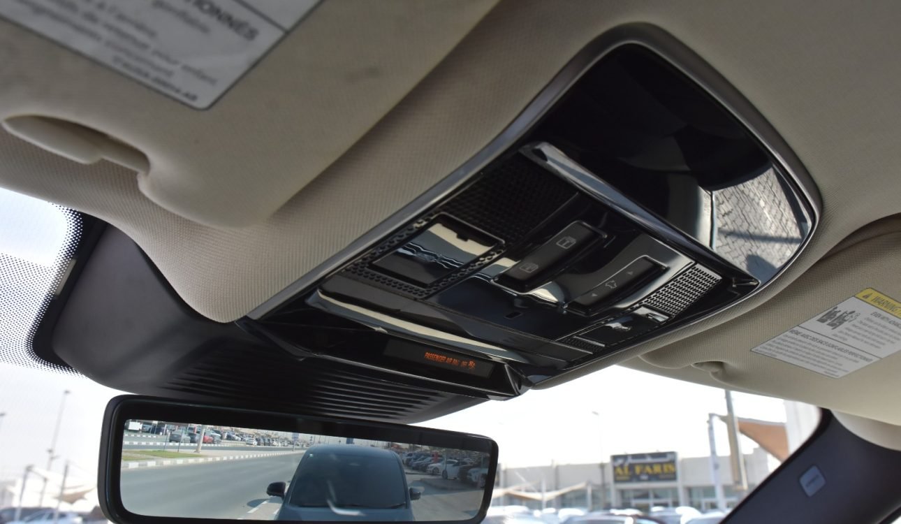 LAND ROVER RANGE ROVER SE 2023