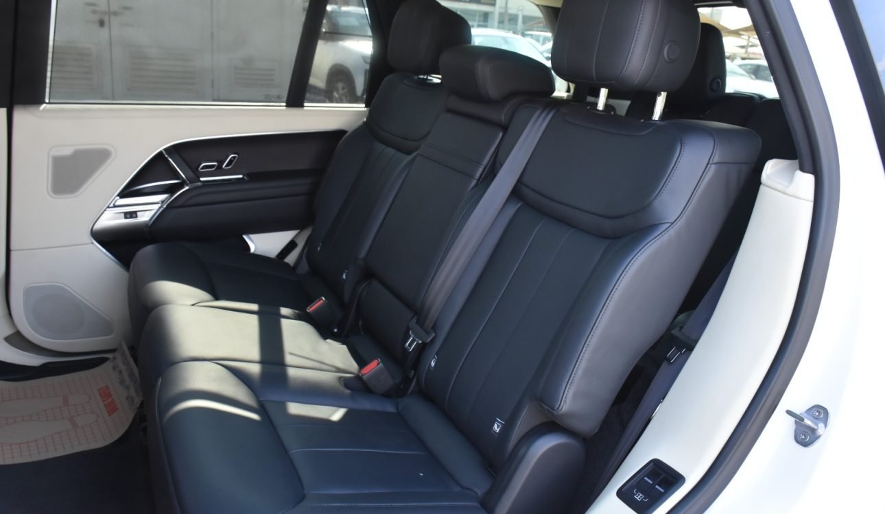 LAND ROVER RANGE ROVER SE 2023