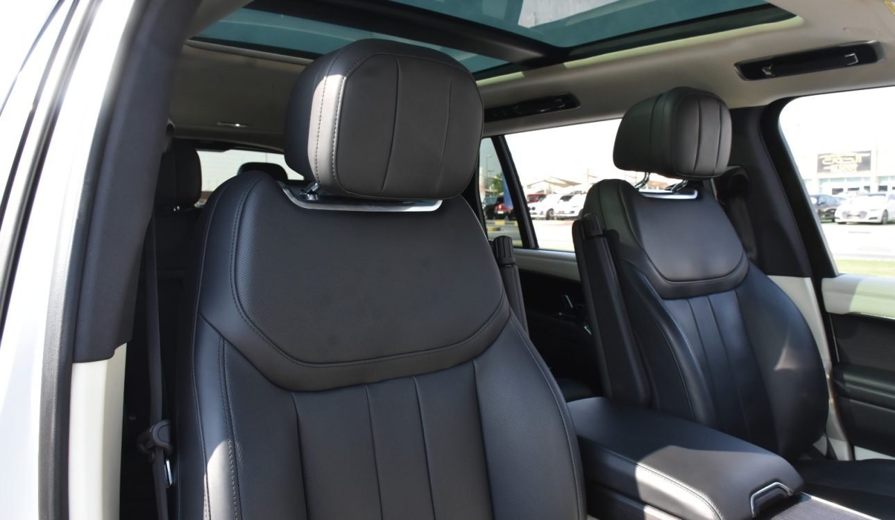 LAND ROVER RANGE ROVER SE 2023