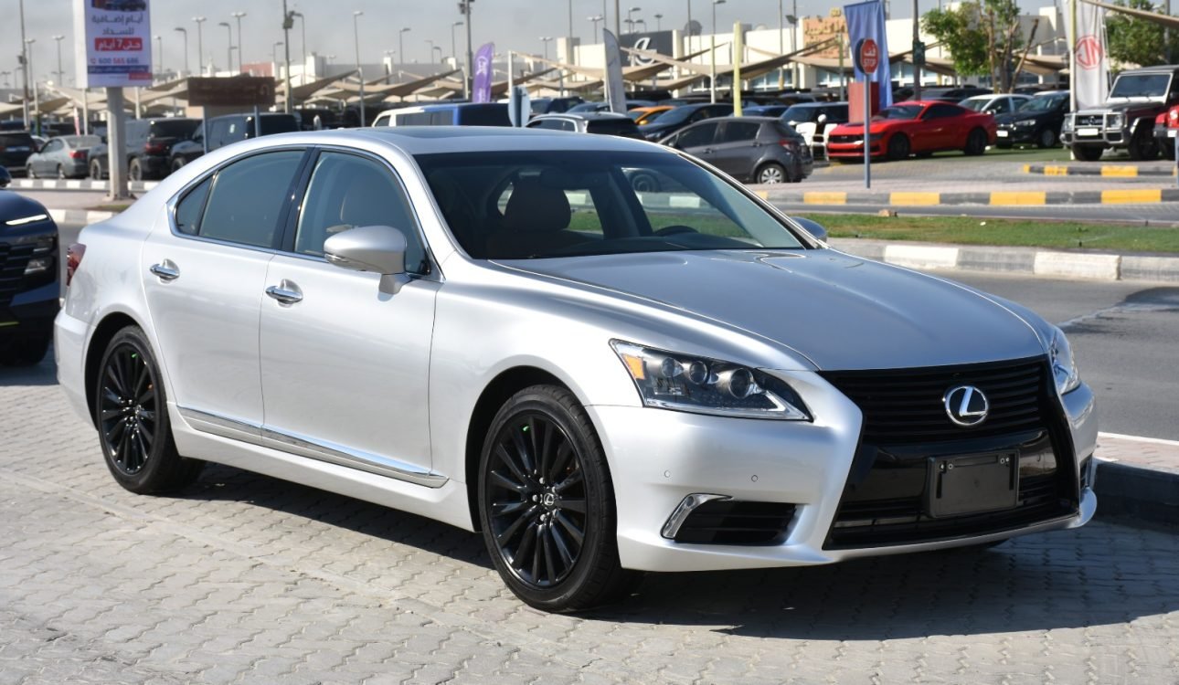 LEXUS LS460 2016