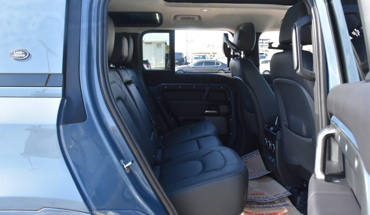 LAND ROVER DEFENDER 2024