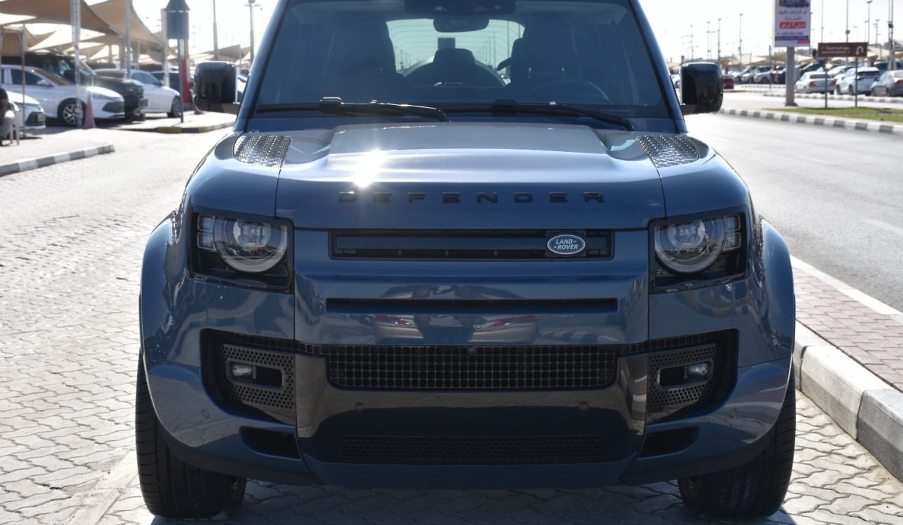 LAND ROVER DEFENDER 2024