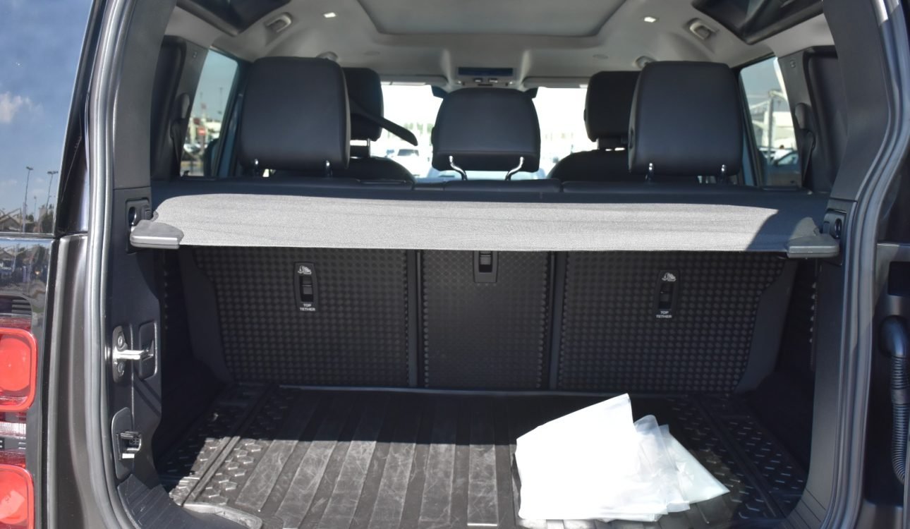 LAND ROVER DEFENDER 2024