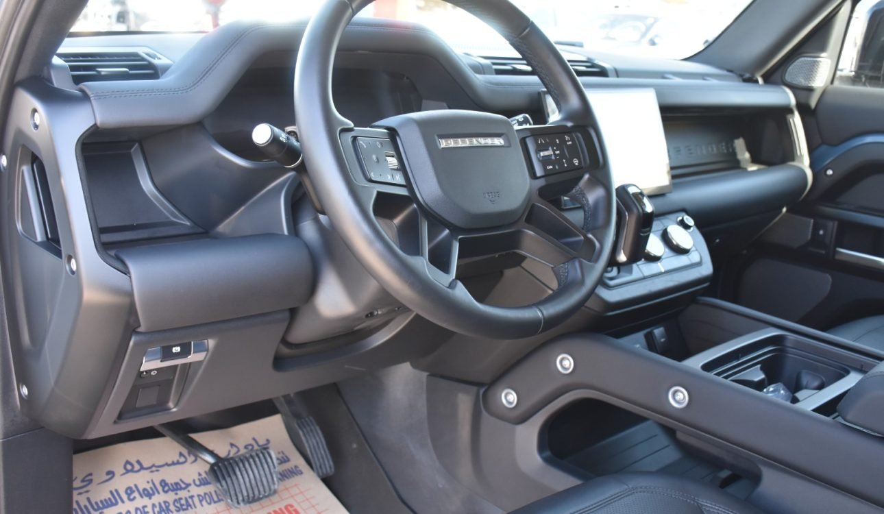 LAND ROVER DEFENDER 2024