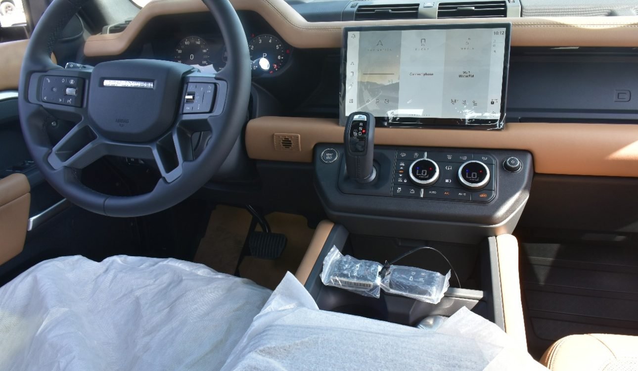 LAND ROVER DEFENDER 2025