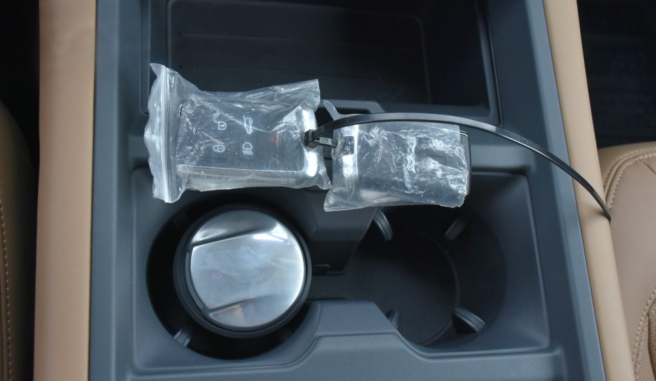 land rover defender 2025