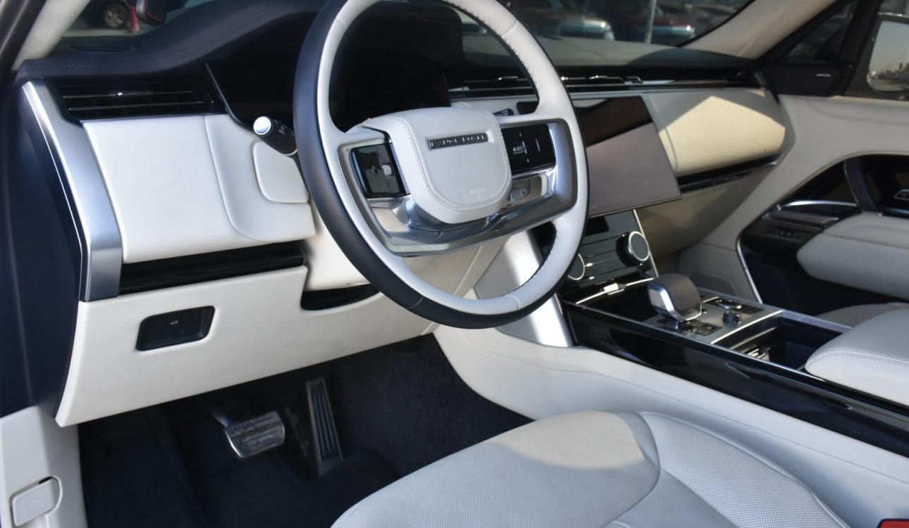 LAND ROVER RANGE ROVER SE 2023