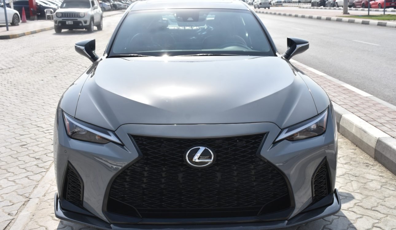 LEXUS IS350 2024