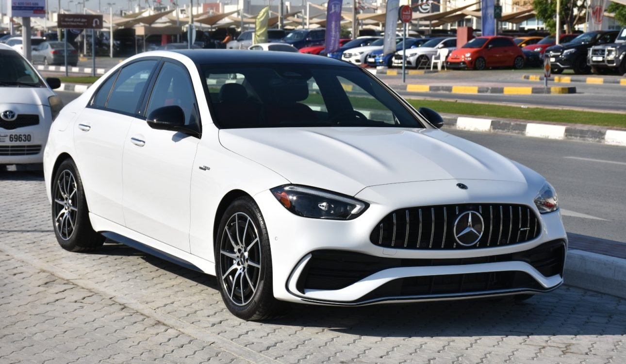 MERCEDES BENZ AMG C43 2023