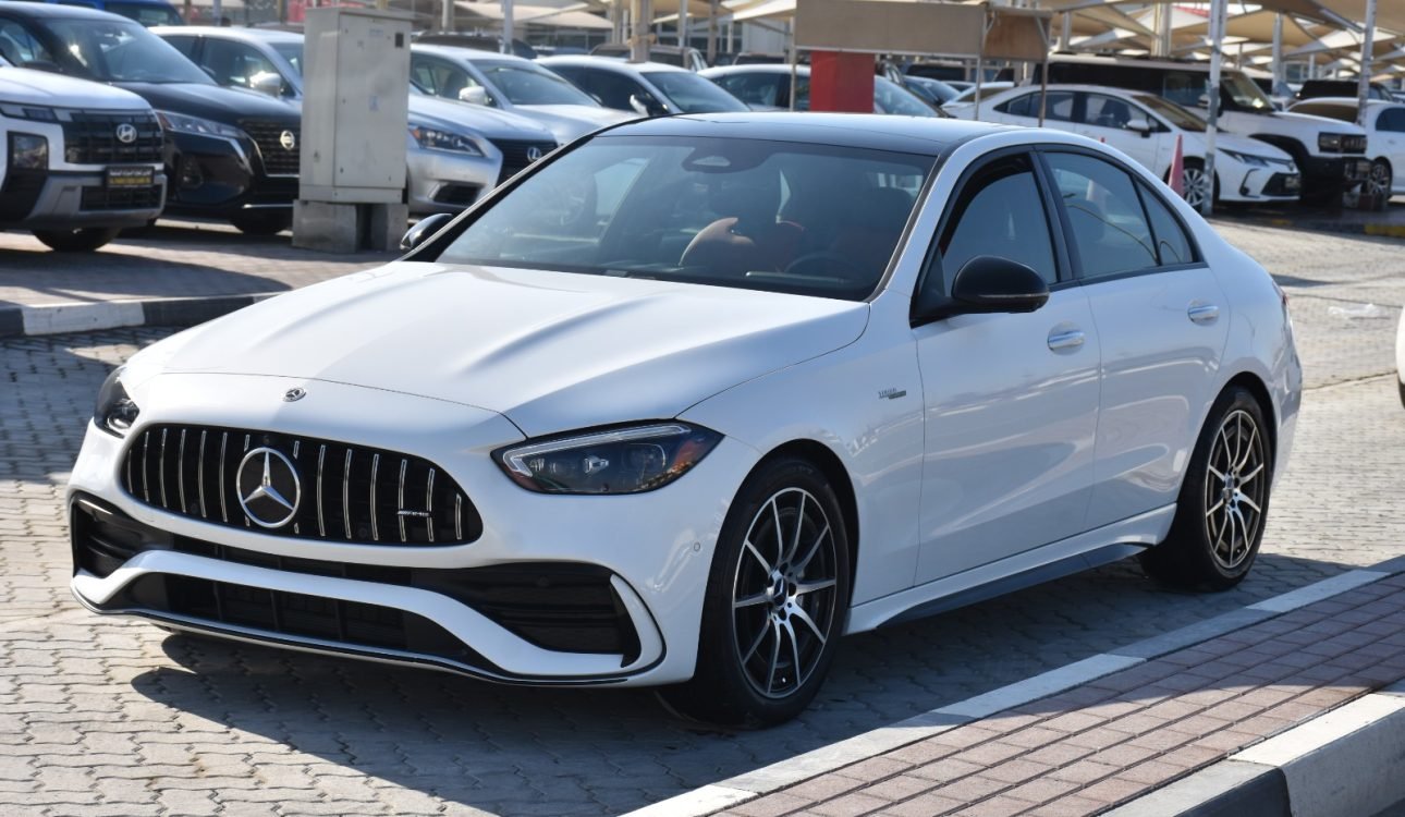 MERCEDES BENZ AMG C43 2023