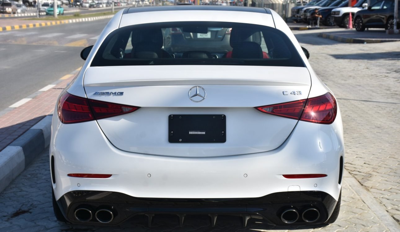 MERCEDES BENZ AMG C43 2023