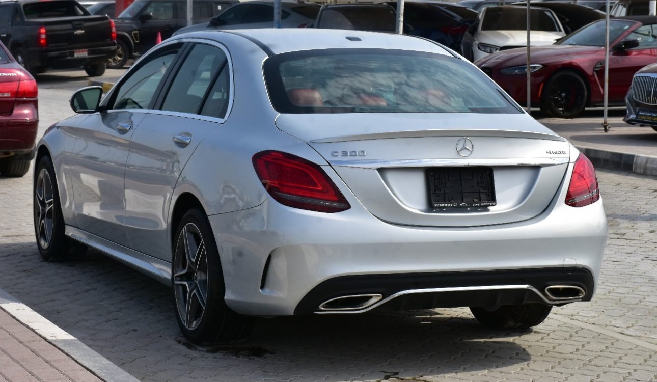 MERCEDES BENZ C300