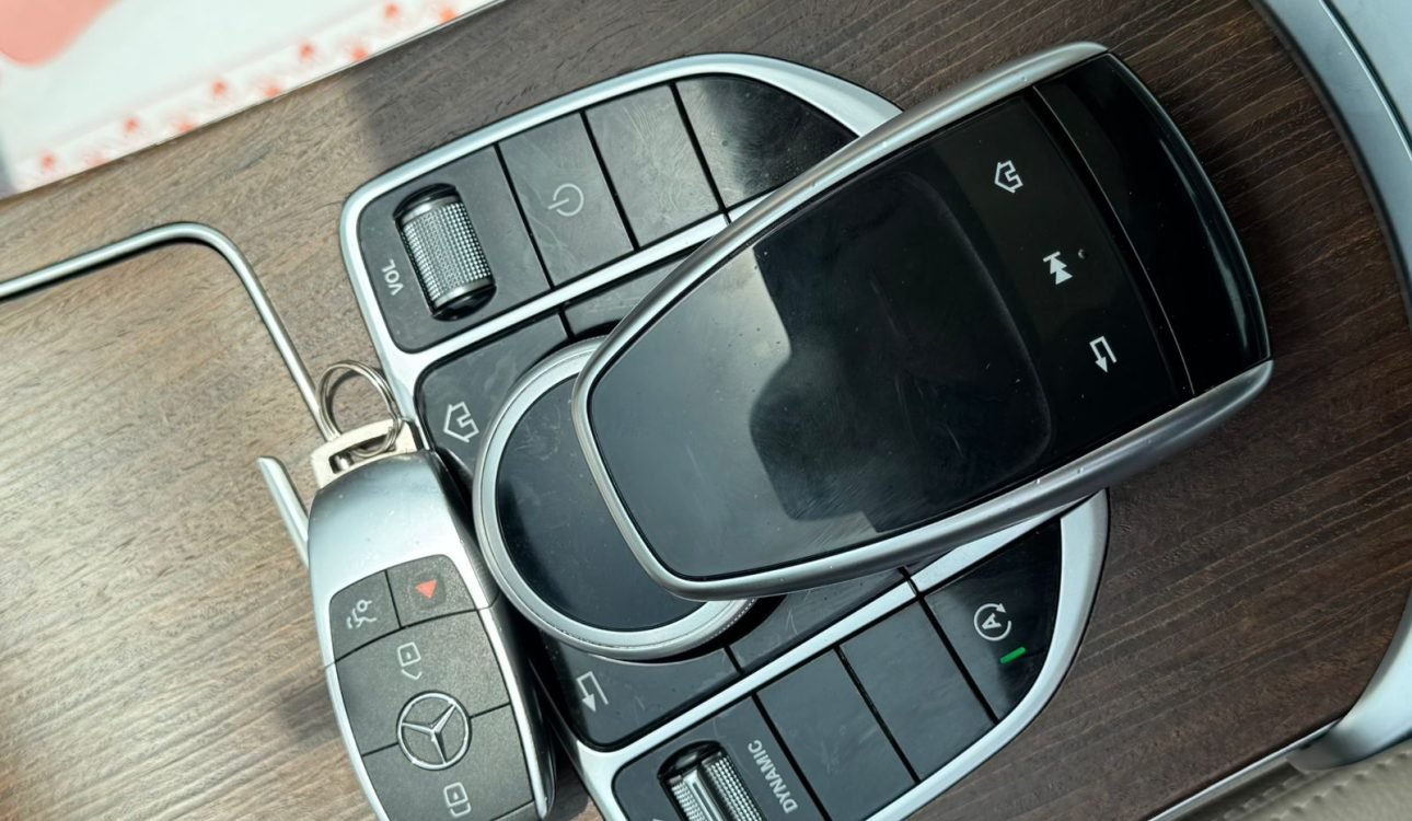 mercedes benz c300 2020