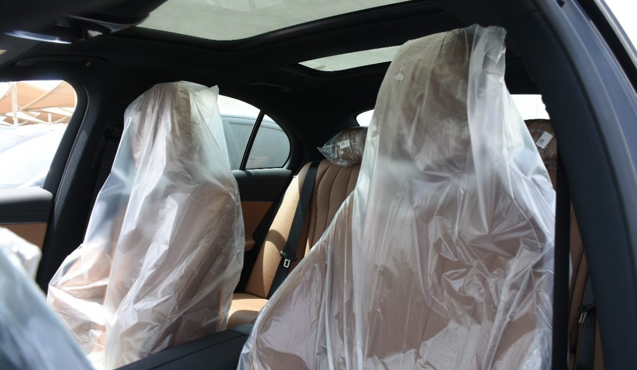 MERCEDES BENZ E200 2025