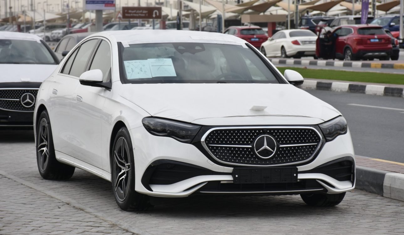 MERCEDES BENZ AMG E300 2026