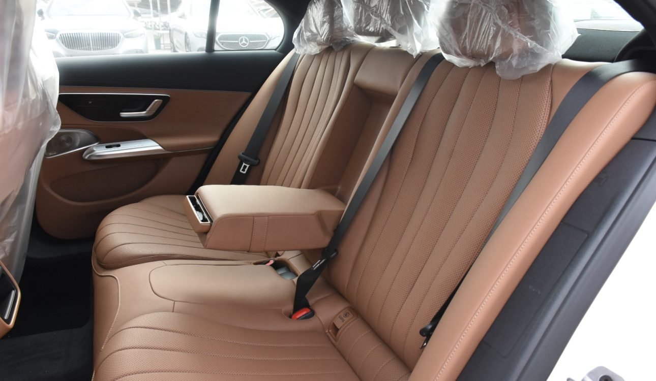 MERCEDES BENZ AMG E300 2026