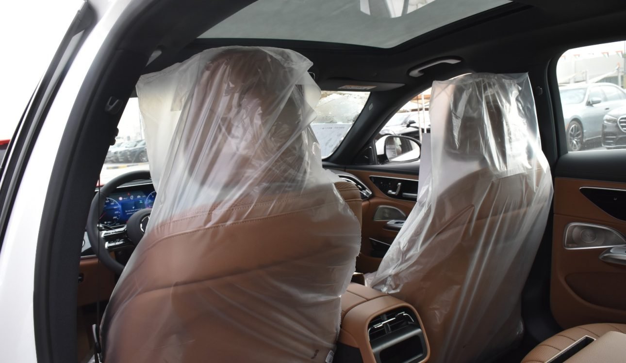 MERCEDES BENZ AMG E300 2026