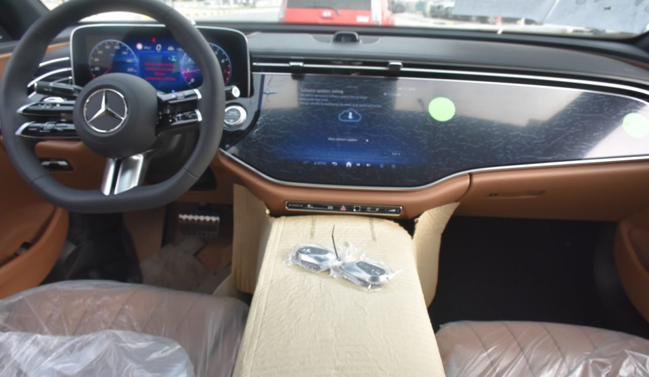 MERCEDES BENZ AMG E300 2026