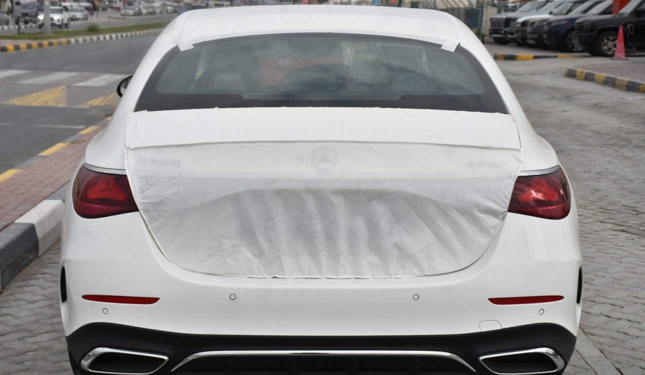 MERCEDES BENZ AMG E300 2026