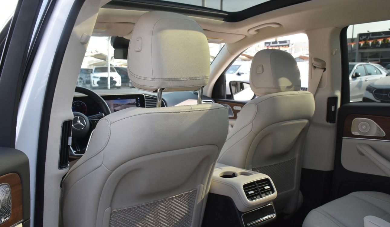 MERCEDES BENZ GLS450 2024