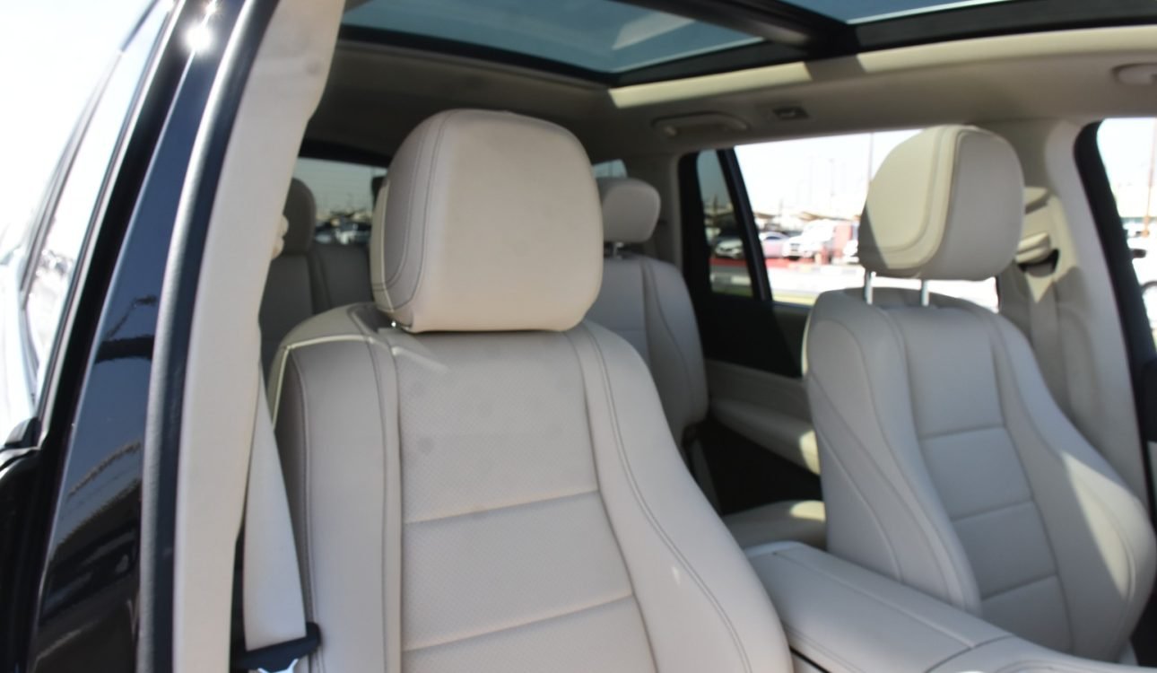 MERCEDES BENZ GLS450 2024