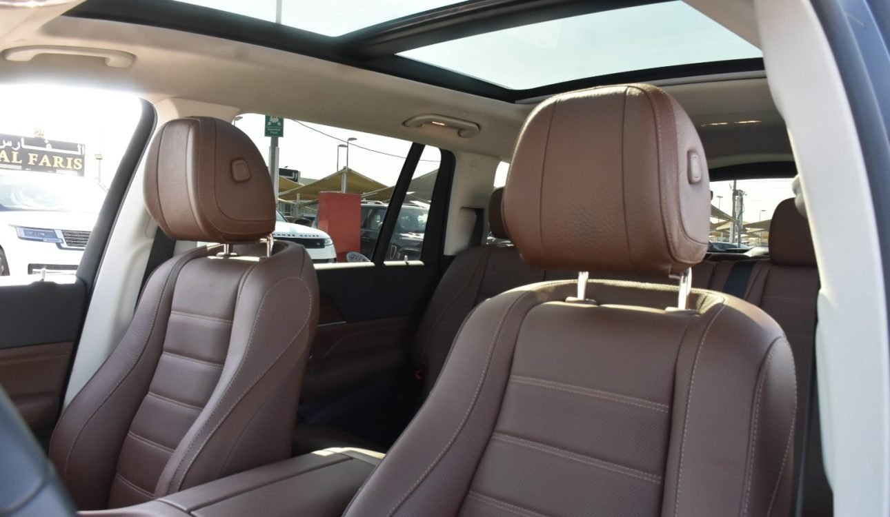 MERCEDES BENZ GLS450 2024