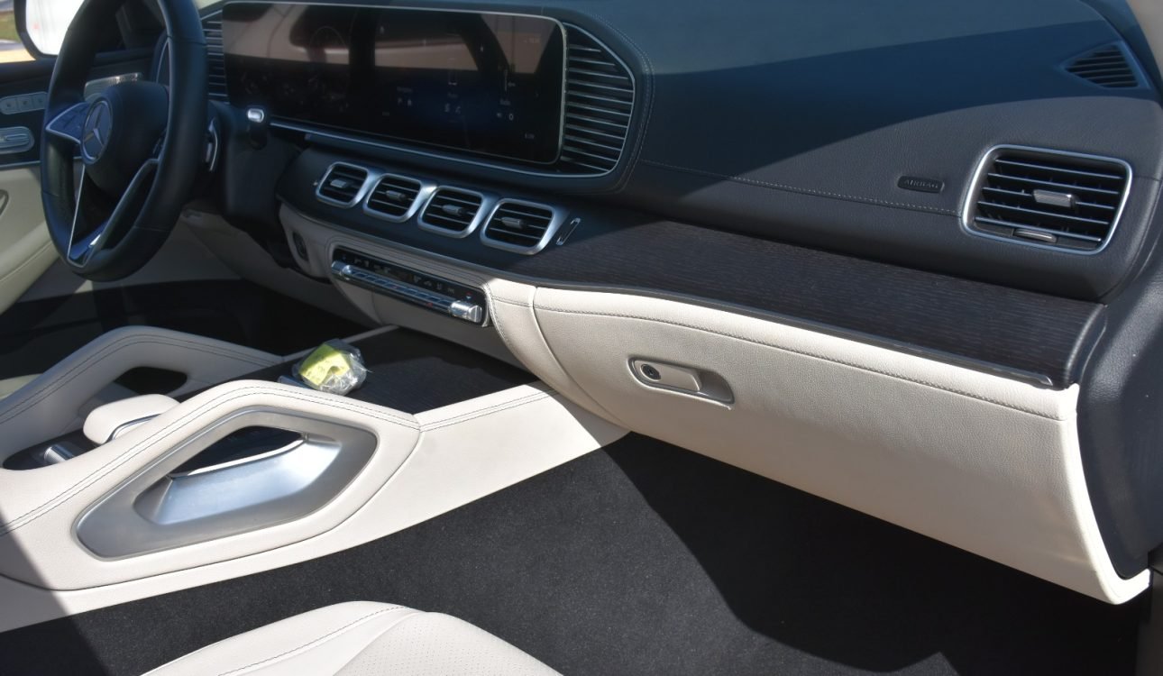 MERCEDES BENZ GLS450 2024