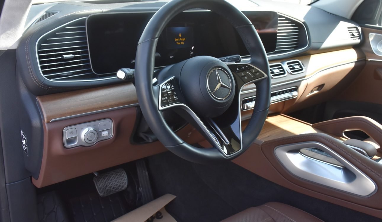 MERCEDES BENZ GLS450 2024