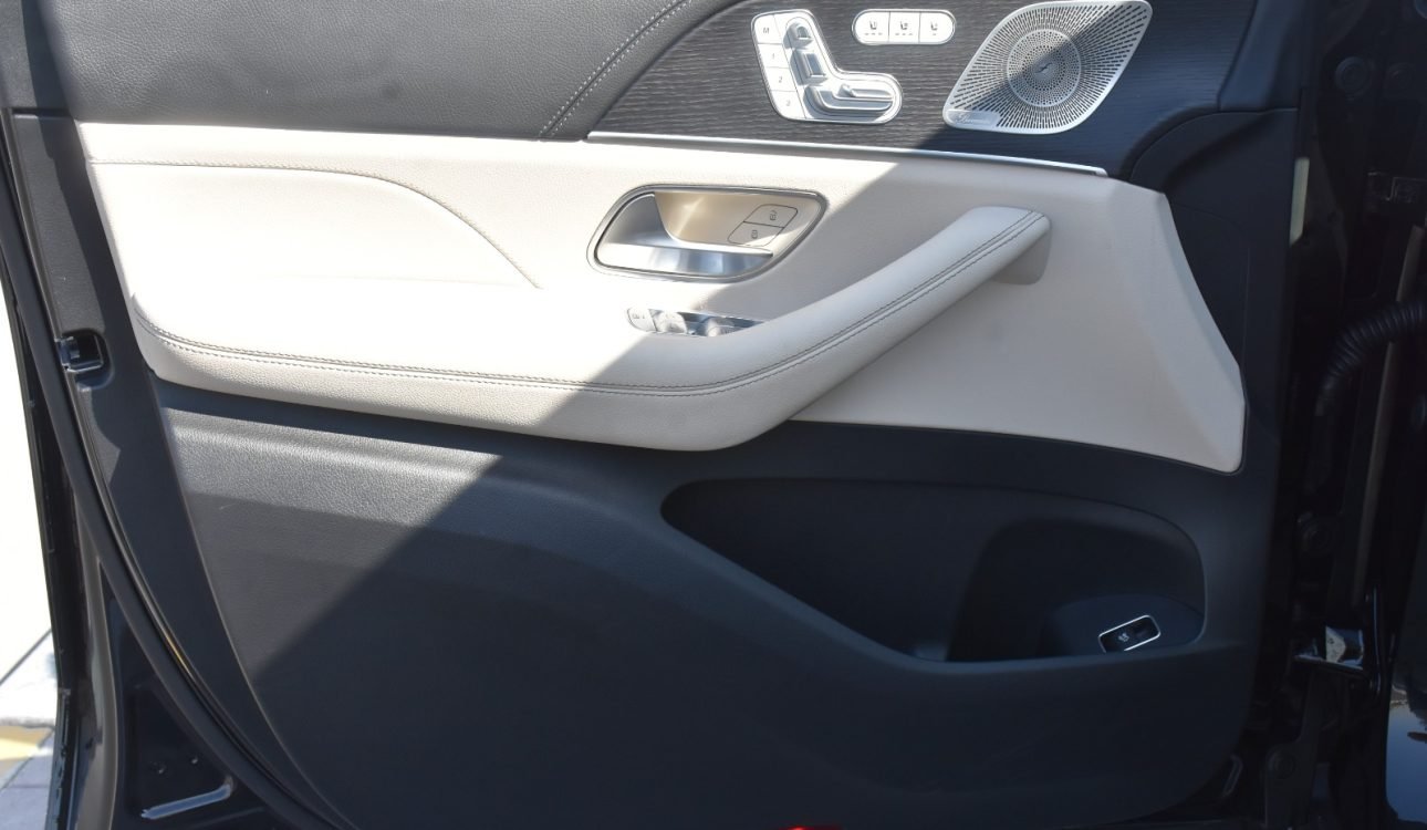 MERCEDES BENZ GLS450 2024