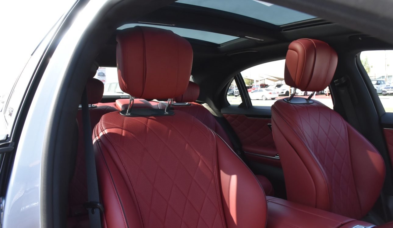 MERCEDES BENZ S580 2021