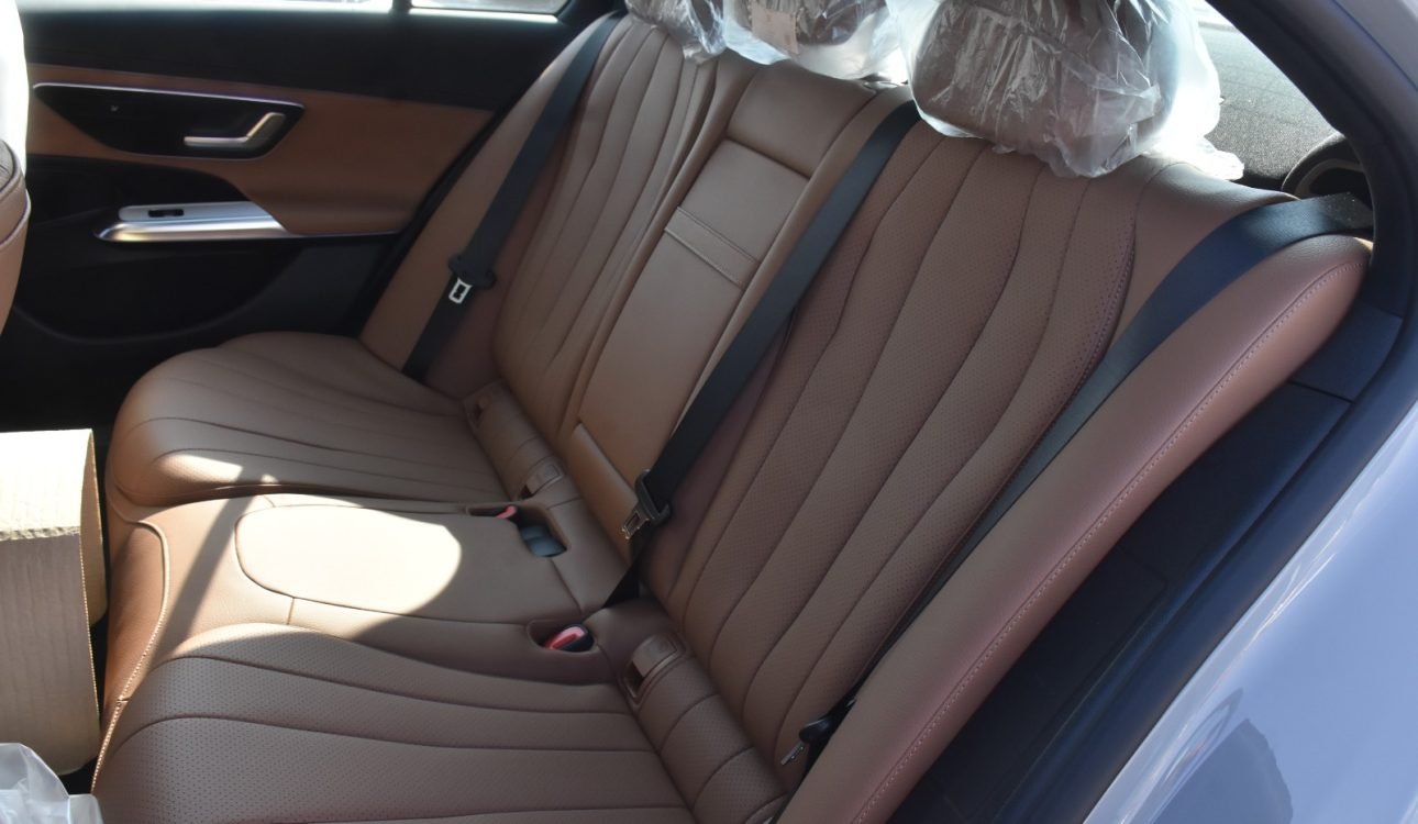 MERCEDES BENZ E200 2025