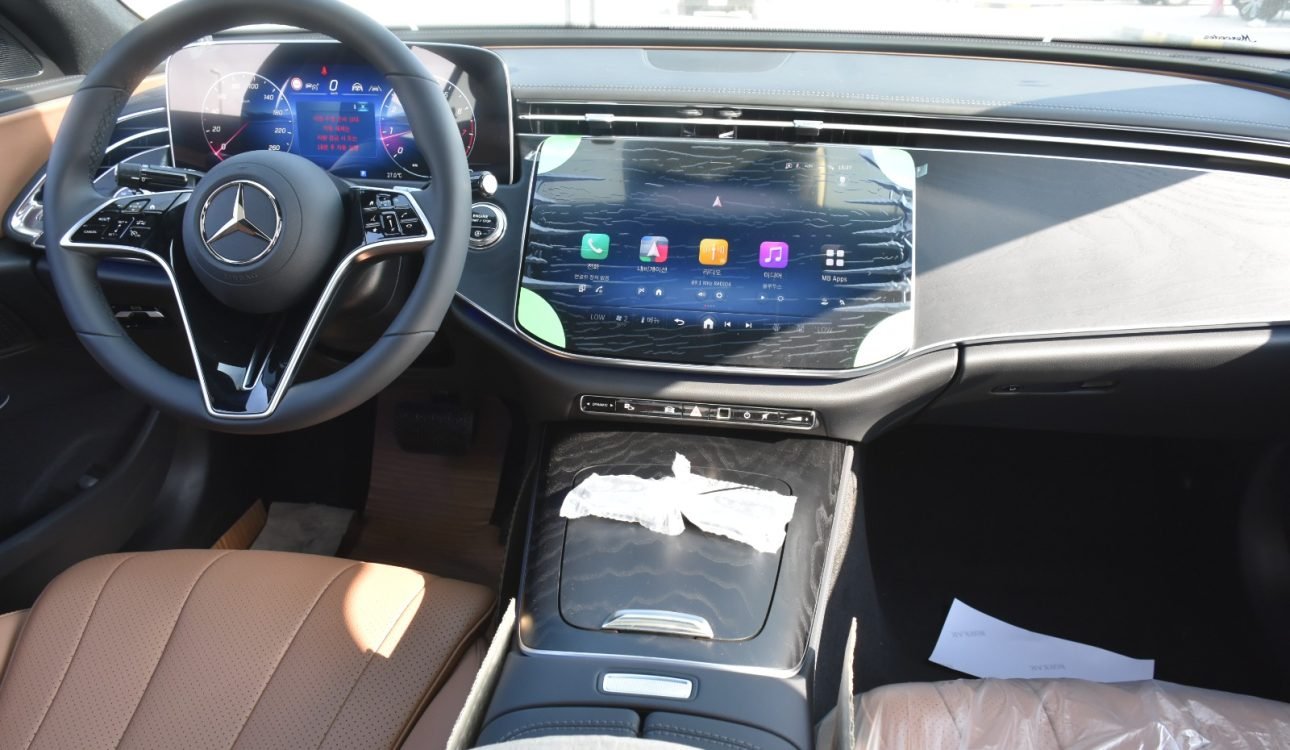 MERCEDES BENZ E200 2025